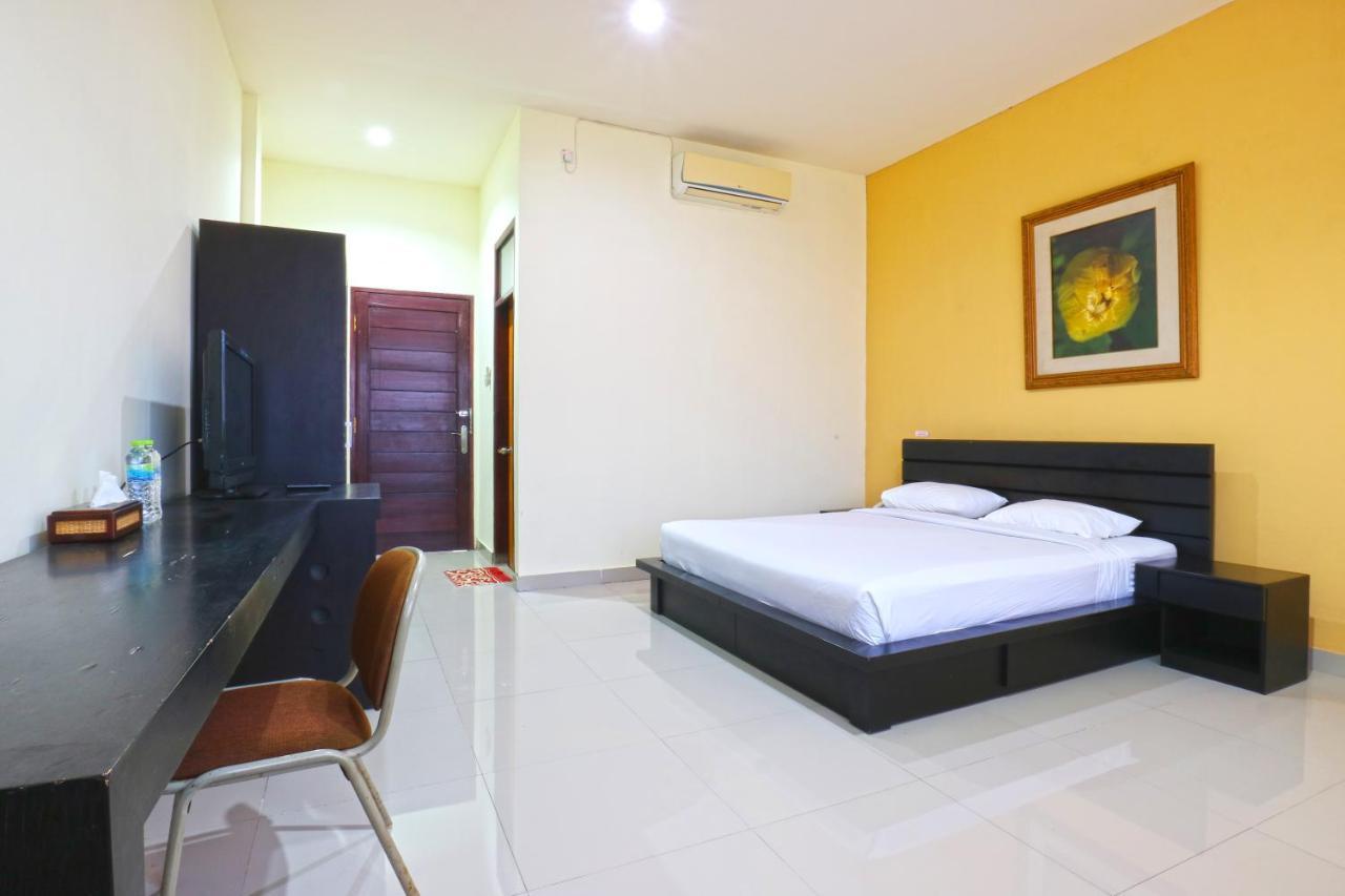 Prima Inn Kuta Lombok Exterior foto