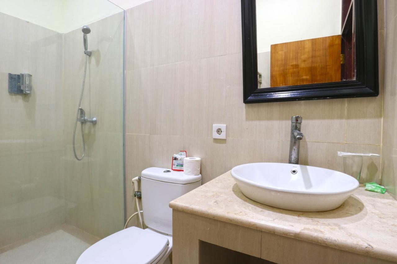 Prima Inn Kuta Lombok Exterior foto